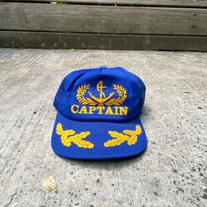 Vintage captain snap back hat